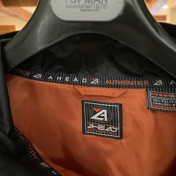 Ritz Carlton Golf Club Orlando copper, quarter sleeve, rain pullover. Size XL. - Picture 2 of 4